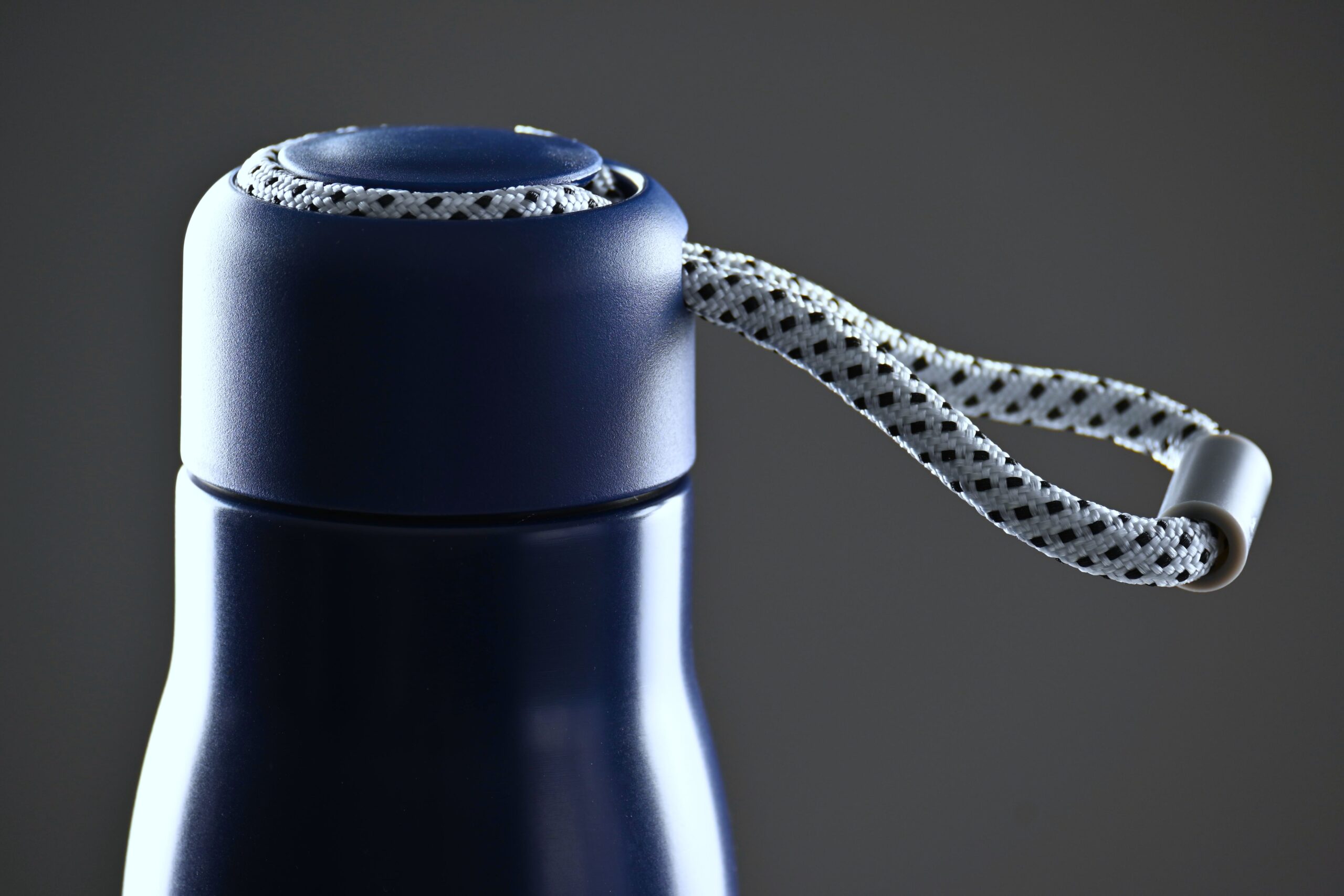 2-scaled-1 SALEM thermal bottle 500 ml navy blue